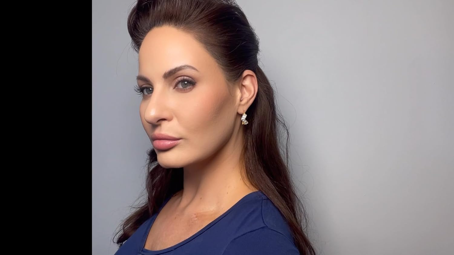 0.82" Inch Beautiful Baguette Style Asymmetrical Cubic Zirconia CZ Huggie Hoop Earrings, 18k Gold Filled Plated (White) - Image 6