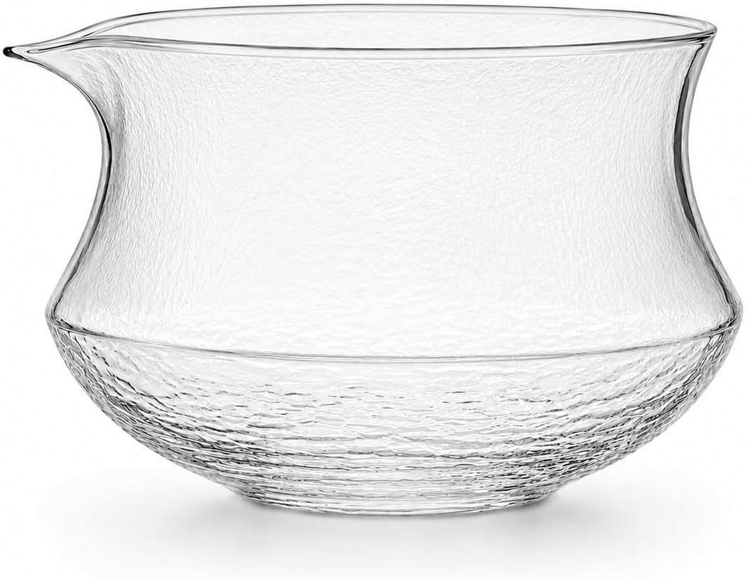 Makuzen- HIKARI BOWL – Premium Single-Wall Textured Glass Matcha Bowl with Pouring Spout –capacity 17 oz (500 ml) High Borosilicate Glass for Ceremonial Tea, Lattes, diswasher/microwave safe