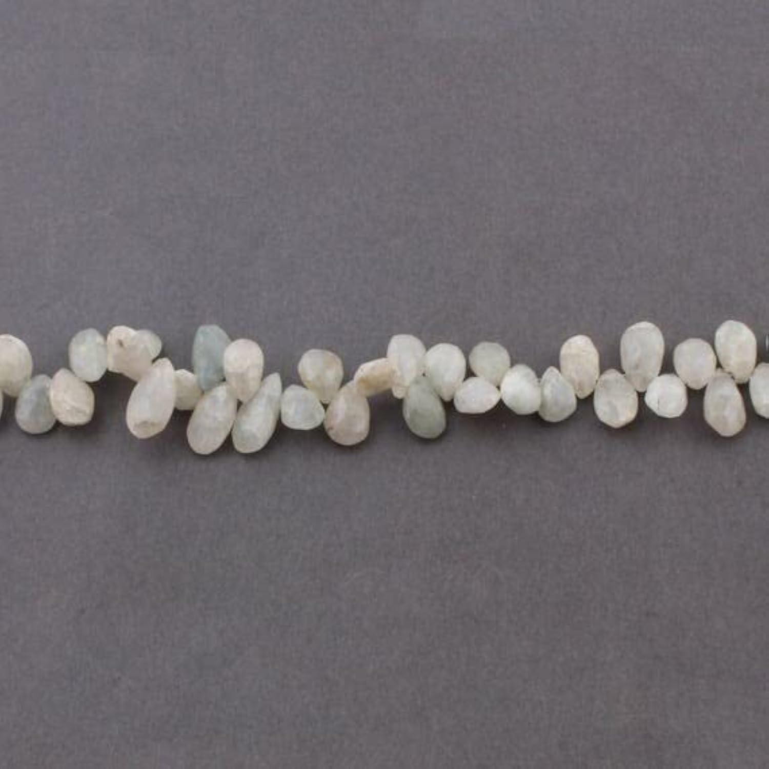 Perles aigue-marine facettées en forme de poire LKBEADS 10-18mm pour création de bijoux SB3248
