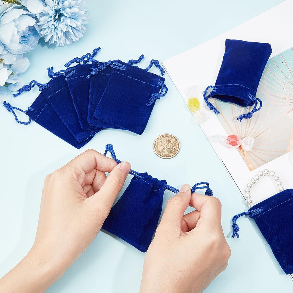 Beebeecraft 25Pcs Velvet Drawstring Bags 7x5CM Dark Blue Rectangle Jewelry Pouches for Jewelry Earplug and Key Chains