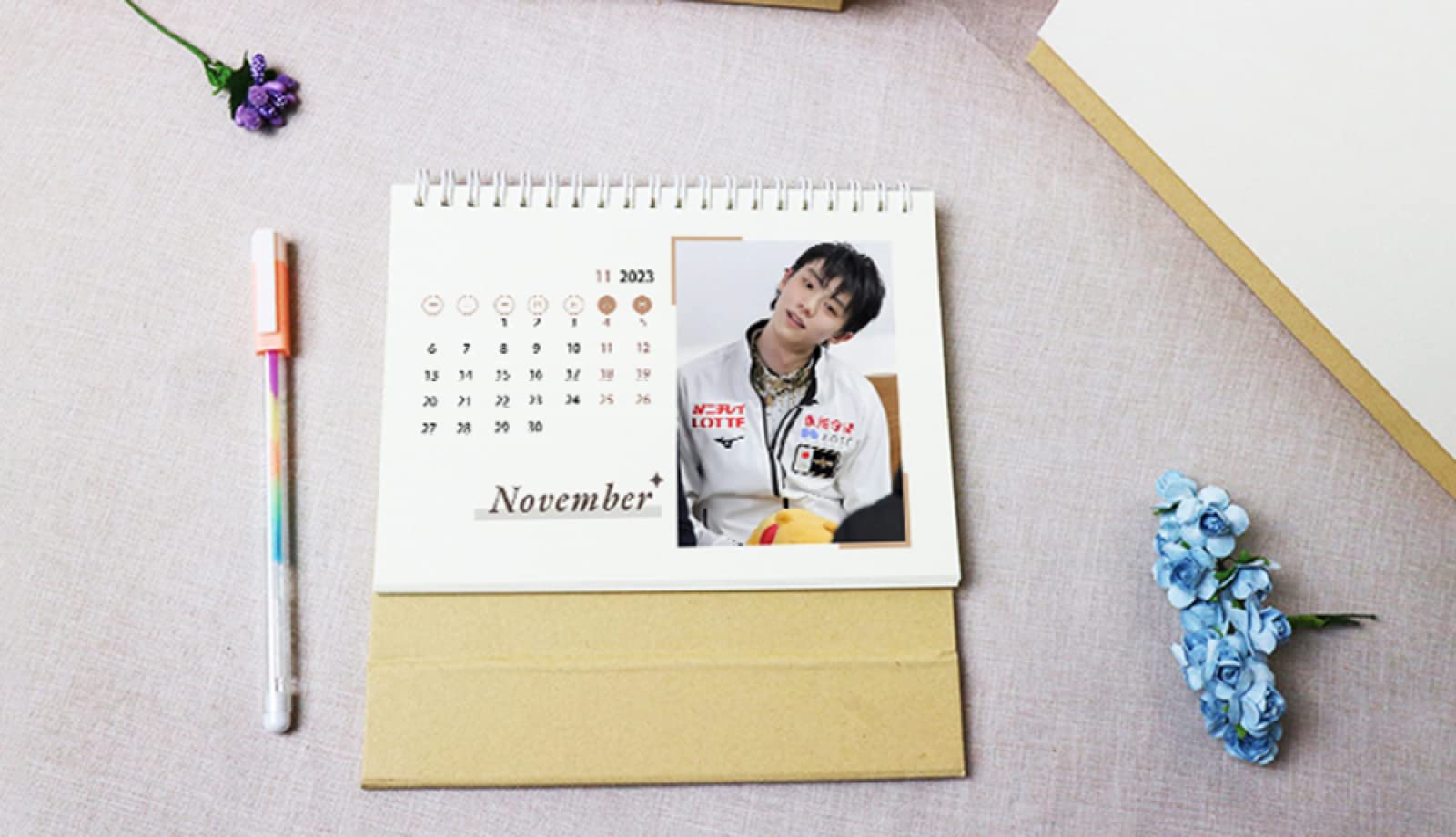 Amazon.co.jp: 羽生結弦 羽生結弦展グッズ 写真集 2026年度 卓上