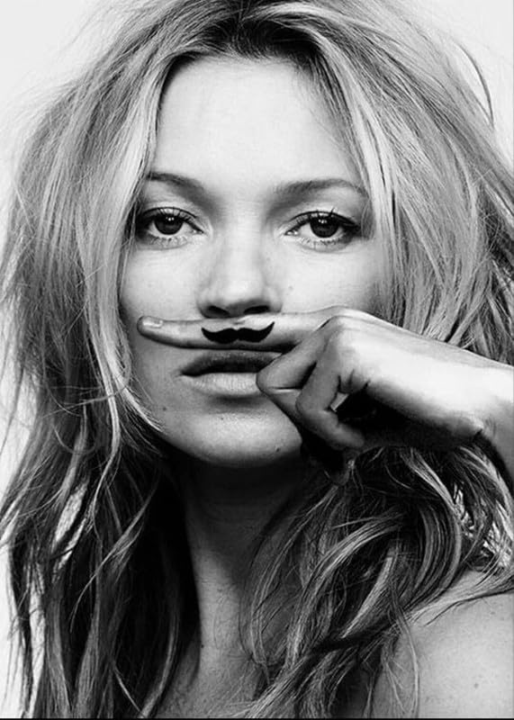 Kate Moss Black And White Model Wall Art Poster Print Various sizes framed unframed (A2 420 x 594mm)