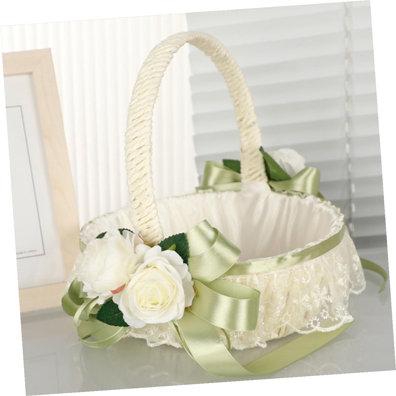 Flower Girl Basket Small Elegant Wedding Basket with Ribbon Handle for Wedding Party Supplies and Flower Petal Ceremony Decoration