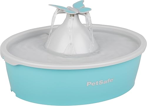 PetSafe Fuente de agua Butterfly Cat con bomba y filtros, bonito dispensador de agua con capacidad de 50 onzas, bomba y filtros mantienen el agua