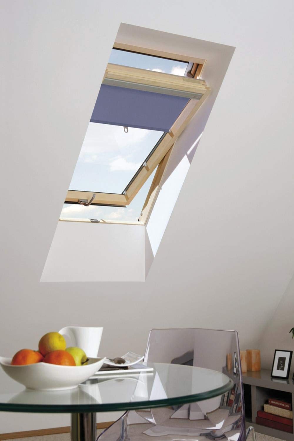 Ventana de techo OptiLight B de 55 x 98 cm, madera lacada transparente, ventana oscilante con doble acristalamiento | valor U de ventana: 1,3 | incluye marco