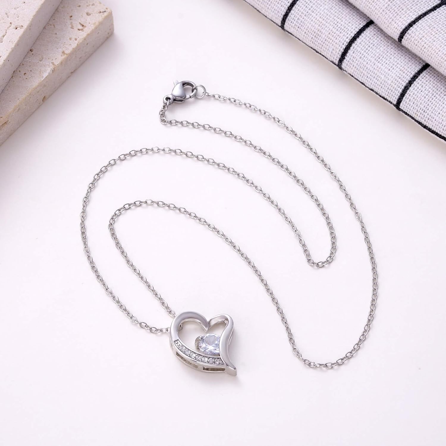 Kvekstio To My Daughter Heart Pendant Necklace Gift from Dad, Father Daughter Separation Gifts for Graduation, Birthday - Image 8