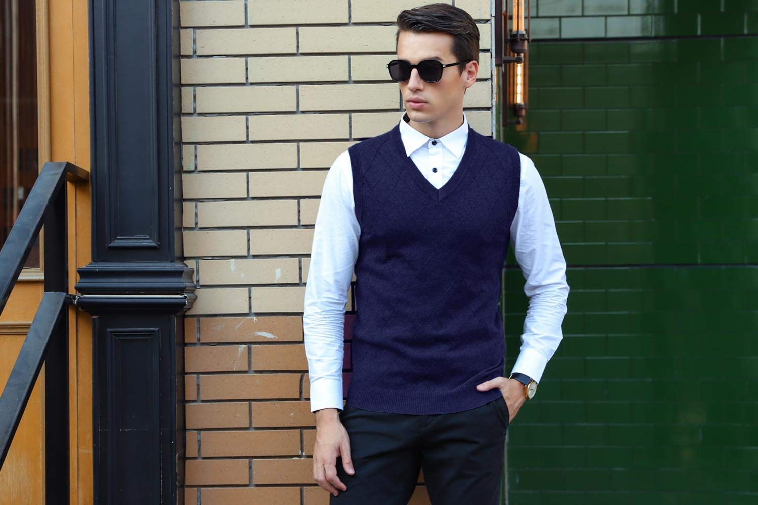 iClosam Gilet Maglione da Uomo Inverno Gilet V-Collo Cotone Casual Pullover Smanicato Maglia Sweater Felpa Men