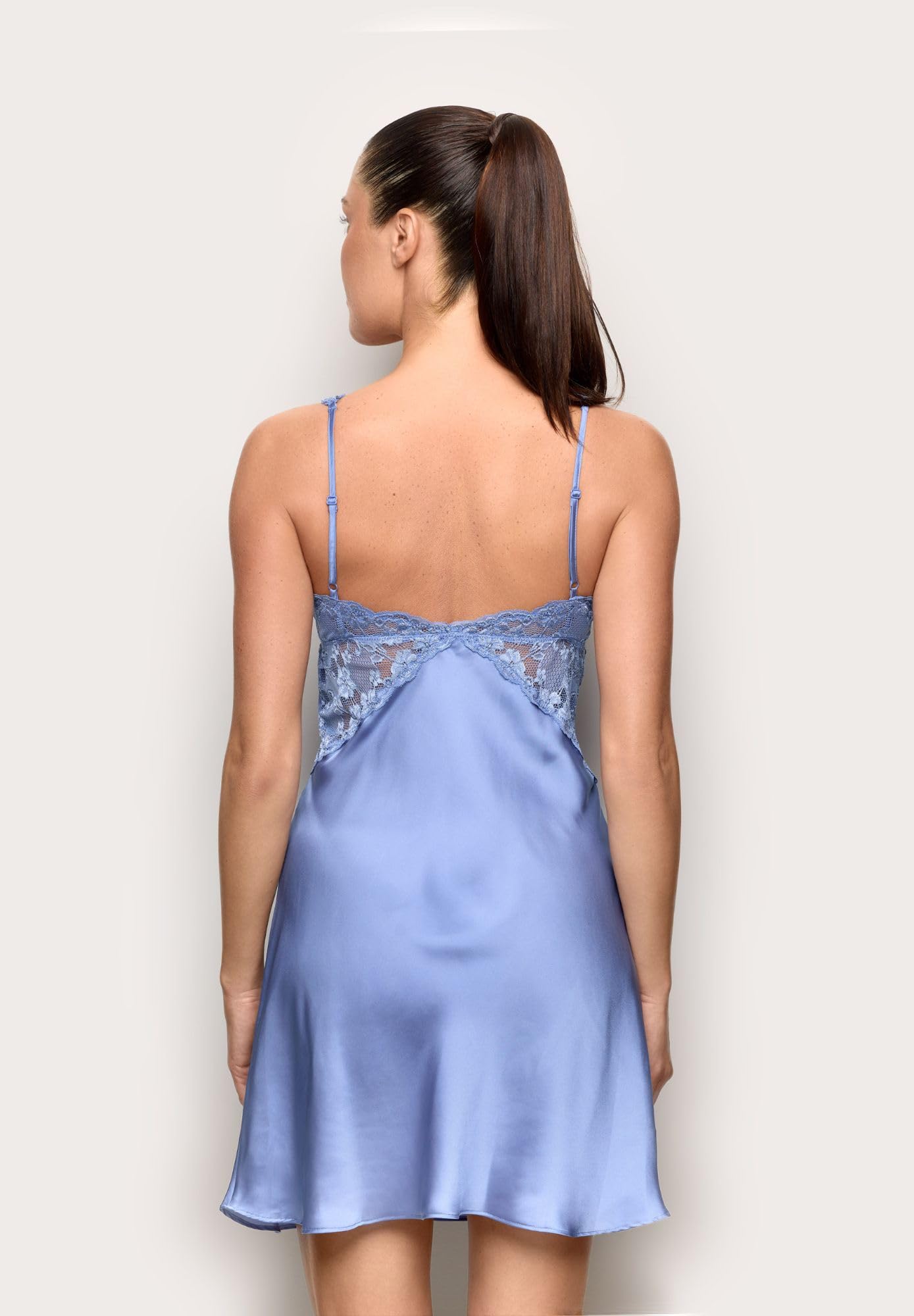 YAMAMAY - Camicia da Notte Senza Maniche in Raso con Ricami in Pizzo, Denim, Linea Primula Color, Donna