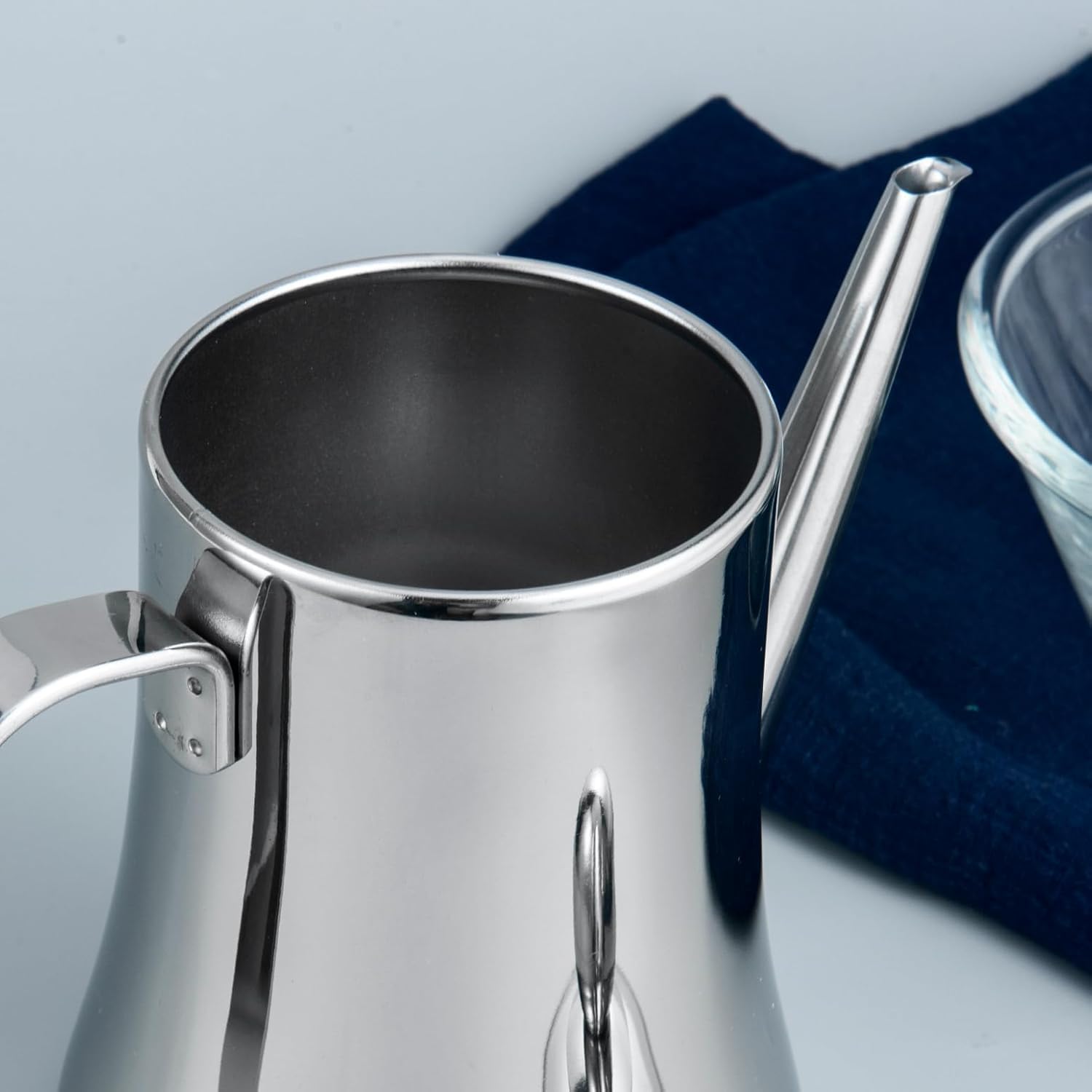 IMEEA 1 Quart Large Olive Oil Dispenser Bottle SUS304 Stainless Steel Oil Dispenser with Drip Free Spout - Image 3