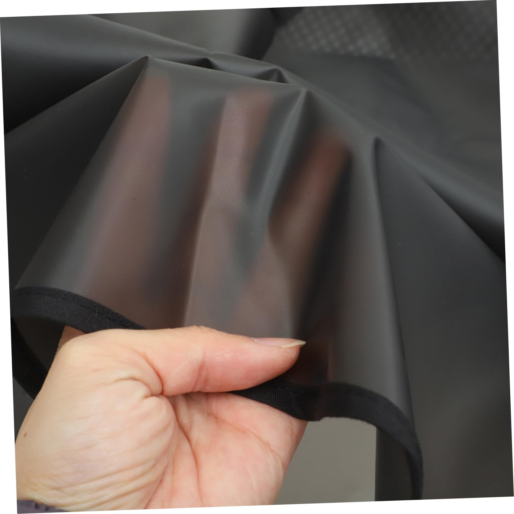 HOLIDYOYO Hair Aprons for Stylist Decorative Hair Stylist Apron Black Barber Apron for Women Barber Haircut Apron Tpu