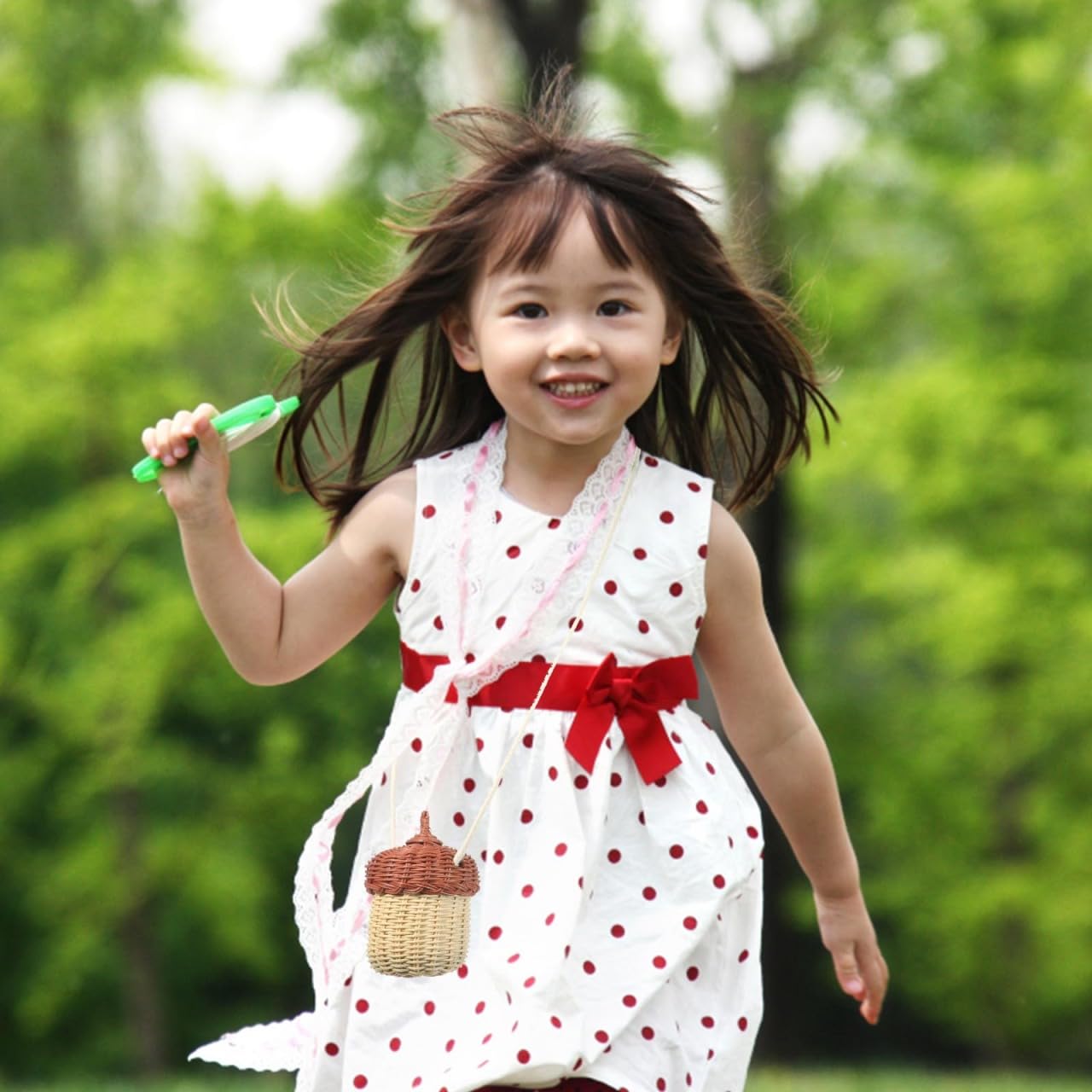 Garneck Decorative Rattan Bag for Boy Girl Multi-function Woven Handbag and Photography Prop Lightweight Beach Purse for Boy Girl Adorable Storage Basket with Unique Design