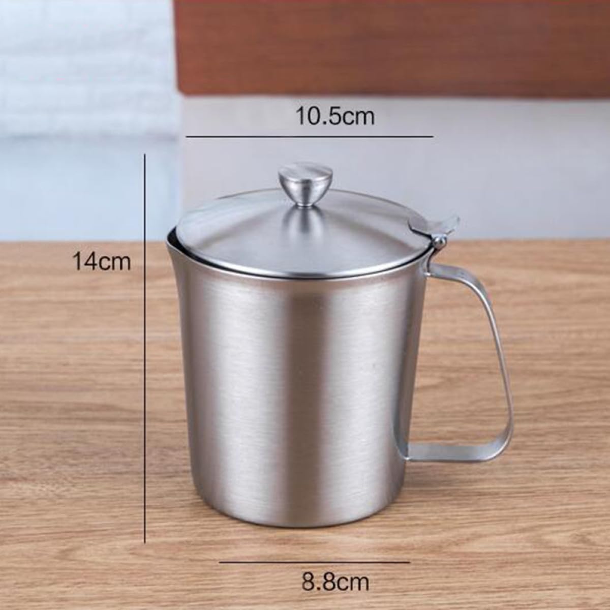 Misurino in Acciaio Inox con Coperchio Contenitore Latte e Caffè con Scala Graduata Antiruggine e Impiego Professionale per Latte Tè e Cappuccino