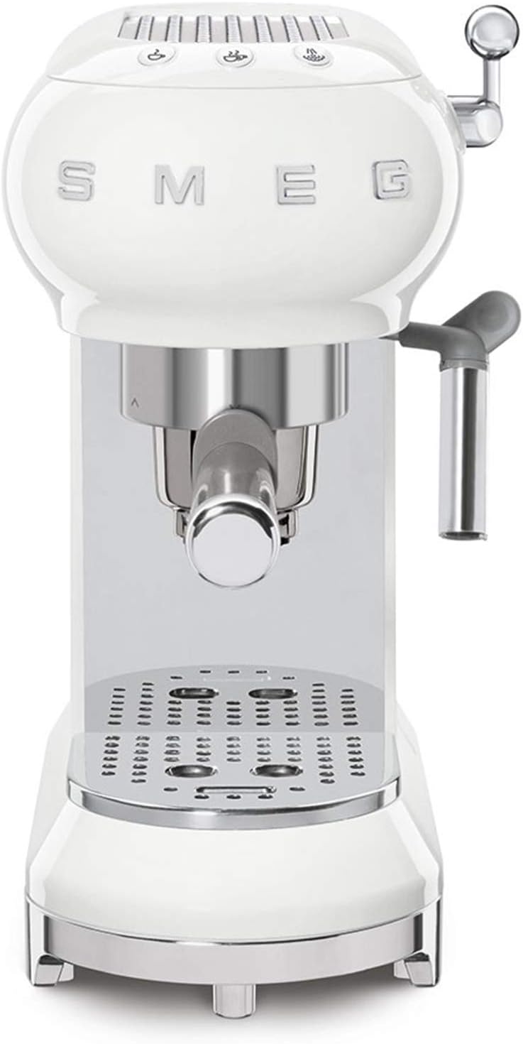 Smeg ECF01WHEU - Machine à café espresso - 1350W - Blanc — image 3