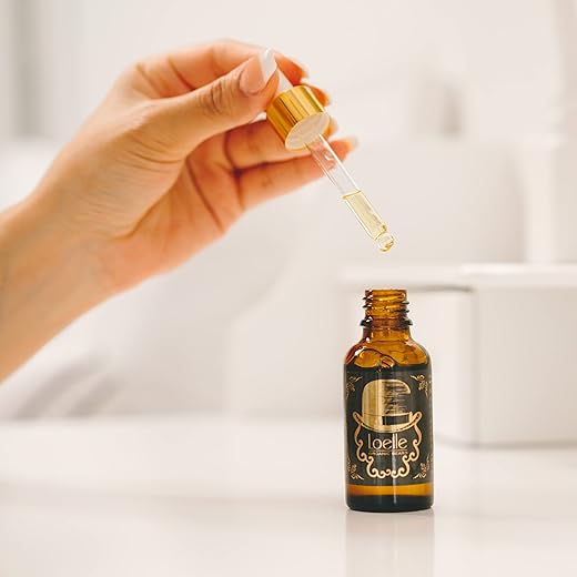 Loelle - Aceite para Barba 100% Natural Apto para Pieles Sensibles - Aceite Suavizante para Barbas con Aceites de Argán y Jojoba - Crema Facial Perfumada - Hecha en Marruecos, Perú e Italia (30ml)