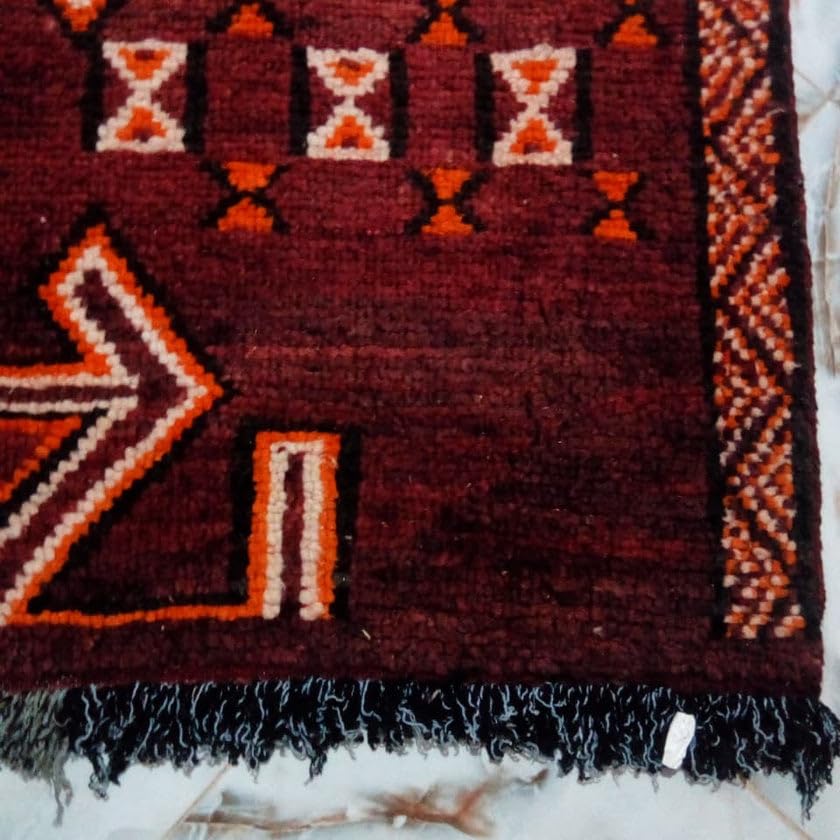 Générique Tifinagh Shop - Tapis Berbère Boujaad Authentique - Fait Main en Laine – 190 x 123 cm – Tapis Marocain Artisanal du Maroc