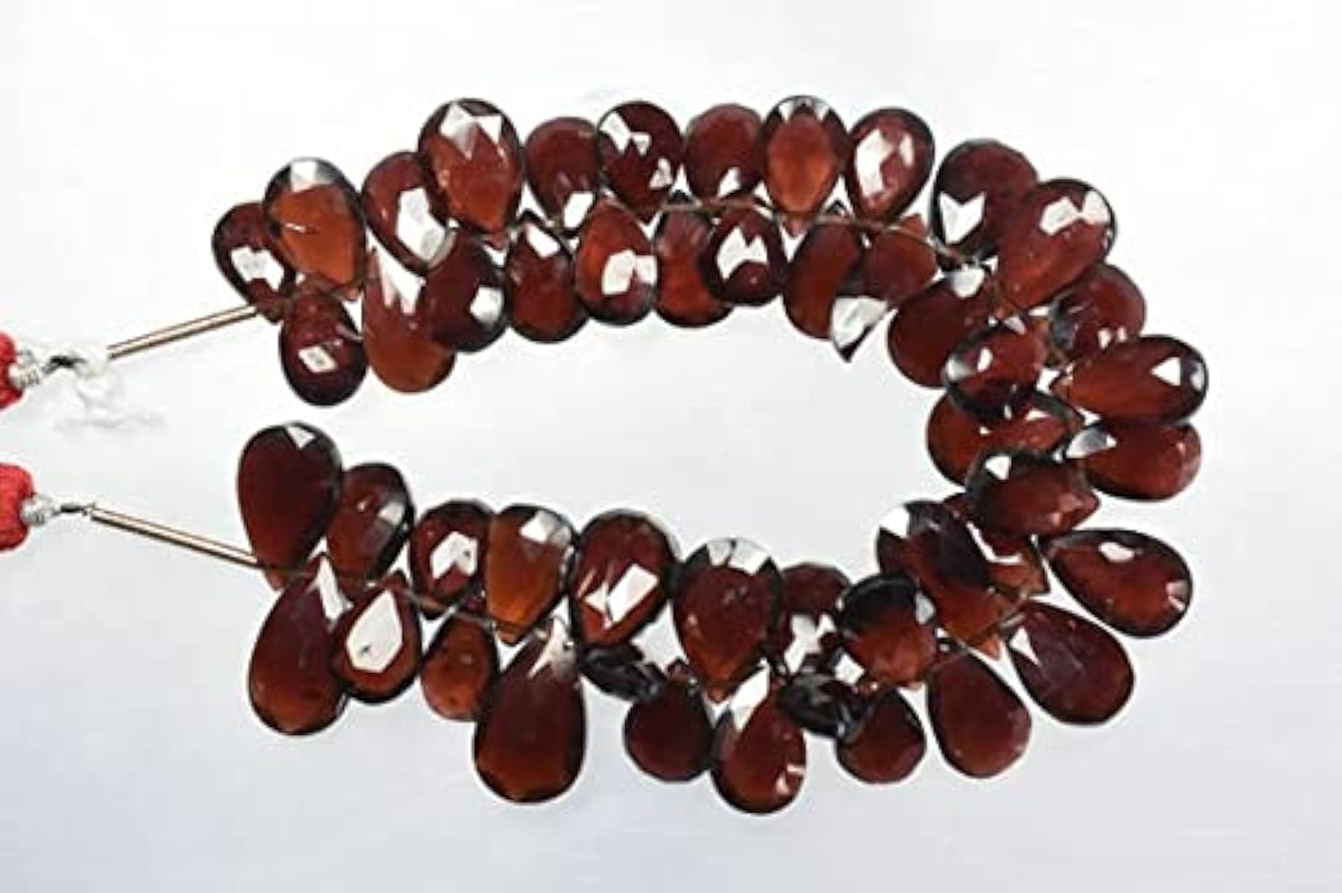 Perles briolettes en grenat rouge naturel pour créer vos propres bijoux de soirée élégants