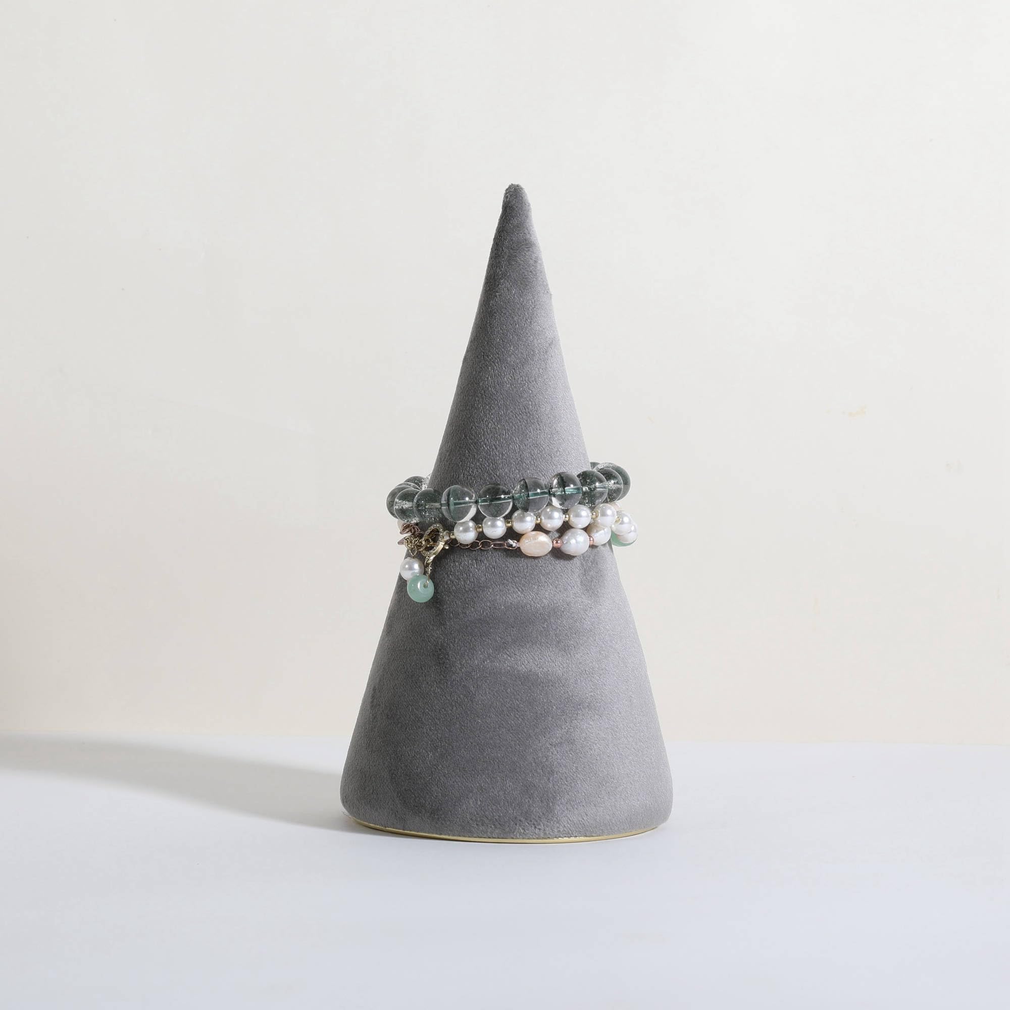 Gemeshou Grey Velvet Bracelet Display Stand For Selling, Jewelry Bangle Holder With Golden Base, Felt Bracelet Storage Organizer For Nightstand Home Decor【Bracelet Holder-】