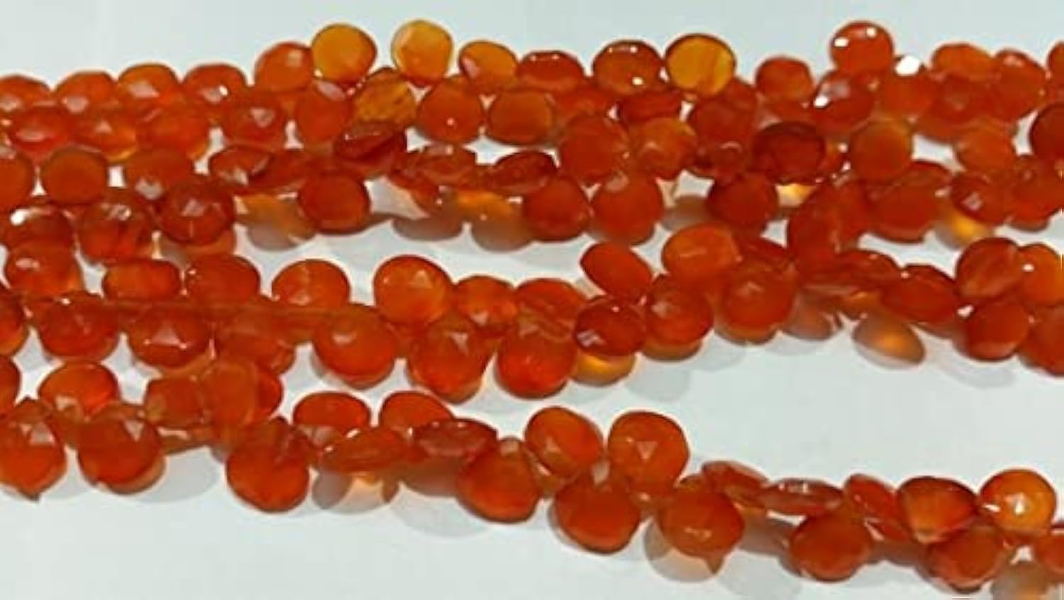 Cornaline chalcédoine en perles briolettes facettées avec perçage latéral de 7 pouces