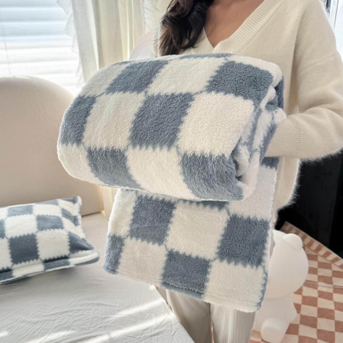 Hixingo Couverture Polaire en Flanelle à Carreaux Patchwork, Plaid Jeté de Canapé Douillette Chaude et Douce, Couverture Lit 2 Personnes, Convient à Toutes Les Saisons (Bleu,200x230cm)