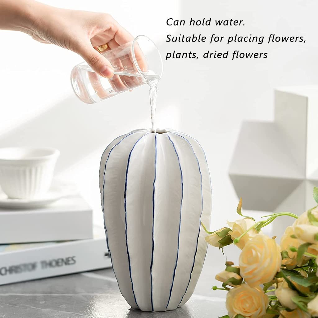 DUNAKE Blumenvase Set 2, Weiße Keramik Vase Modern, Knospen Vasen-Set In Sternfruchtform, Dekoratives Vasen-Set Für Moderne Wohnkultur Auf Dem Bauernhof (Color : White)