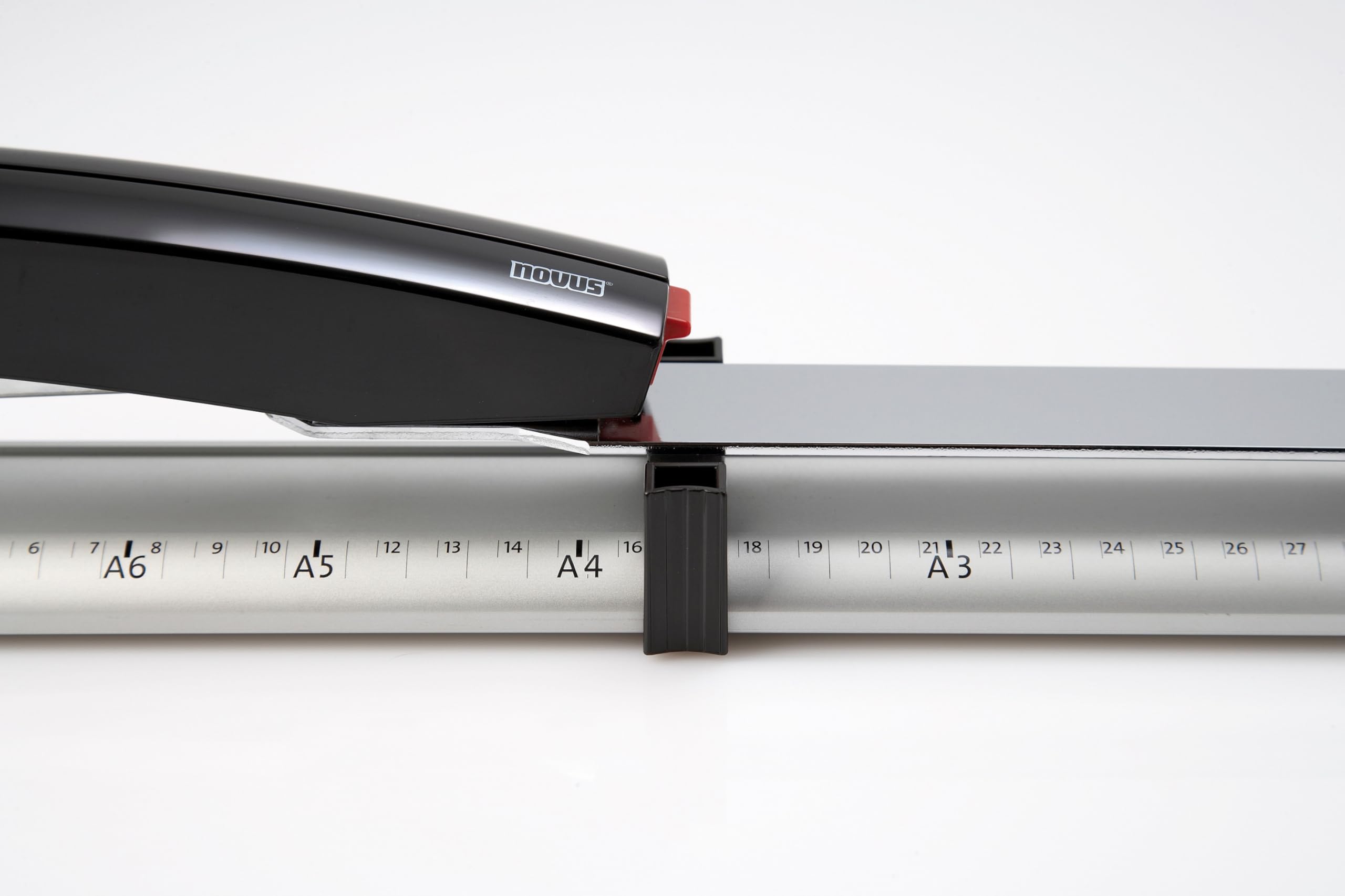 Novus L.Harmony - Grapadora con brazo LG B17