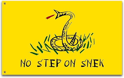 Bandera de No Step On Snek de 3 x 5 pies, divertida pancarta de pared con texto en inglés "Man Cave Don't Step on Snek" para habitación,