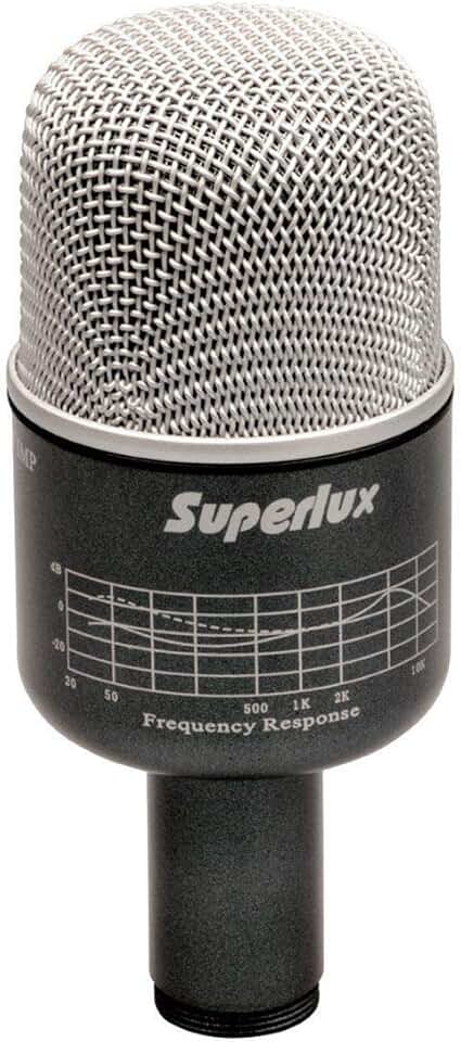 Microfone c/Fio Dinâmico p/Bumbo de Bateria PRO 218 A - Superlux