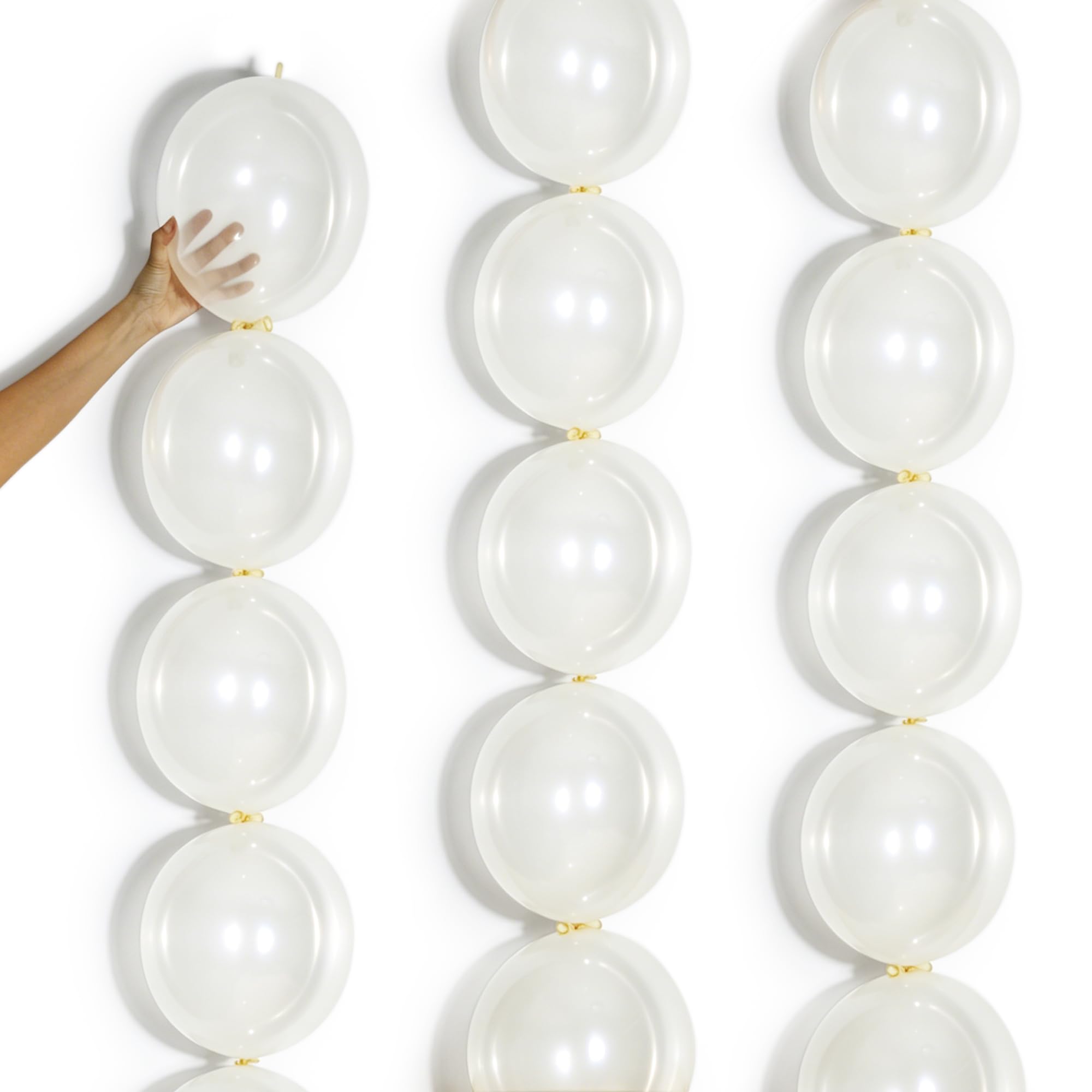 Photo 1 of 100 Pcs Quick Link Balloons 10 inch, Latex Linking Balloons for Balloon Wall/Arches/Chains, Birthday Party Wedding Anniversary Graduation Arch Party Decor (Clear)