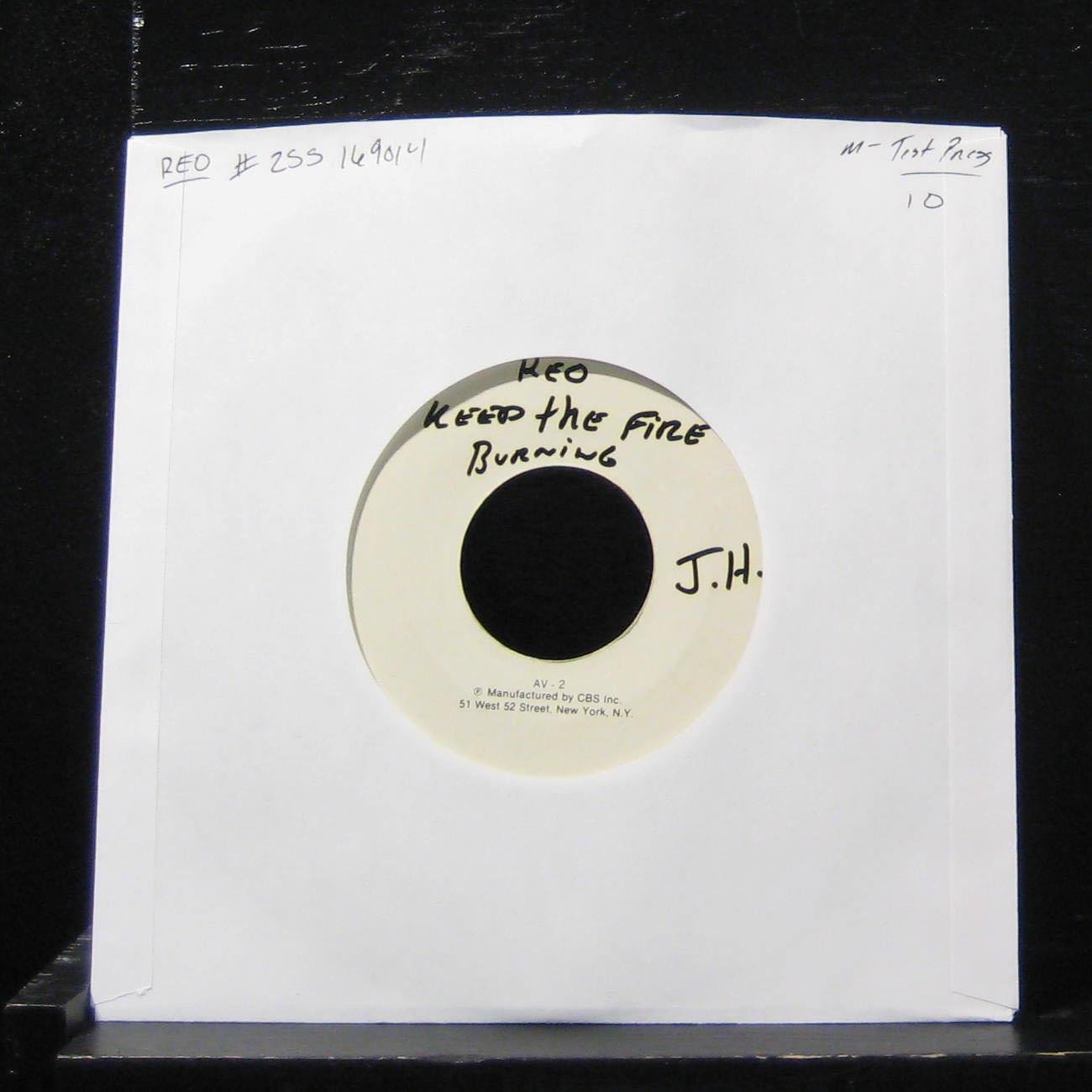 REO Speedwagon Keep The Fire Burning 7" Vinyl 45 Record CDs & Vinyl