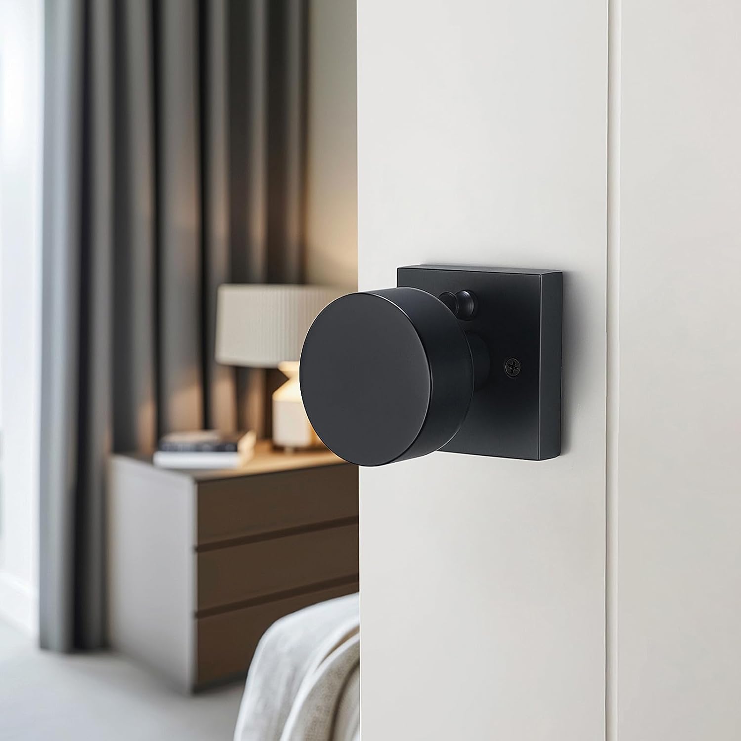 Matte-Black Privacy Door Knobs - Modern Handles for Hallway Bedroom and Bathroom