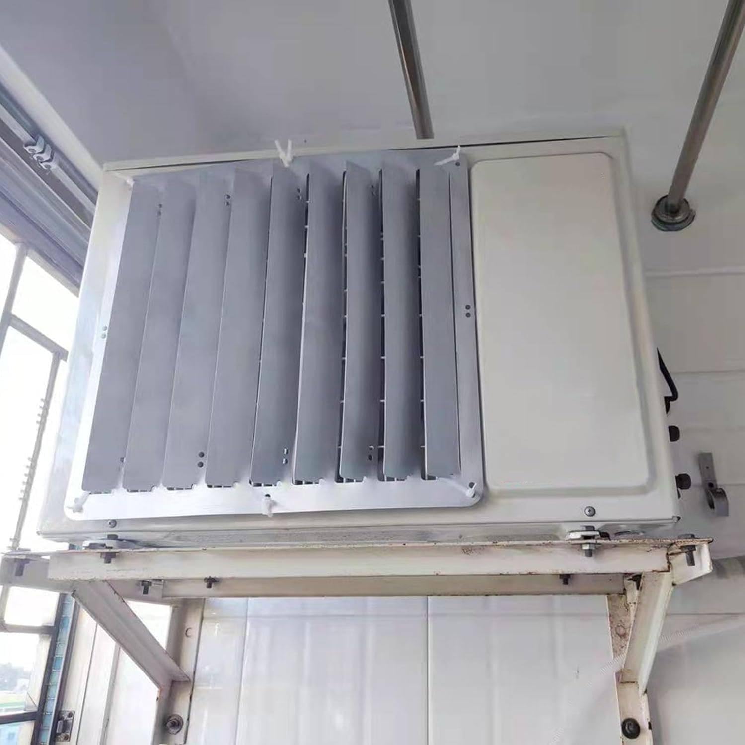 Deflector De Aire Acondicionado para Unidades Exteriores, Rejilla De Protección De Ventilación De Acero Inoxidable,Cubierta De Ventilación con Rejillas Square-60 * 60cm