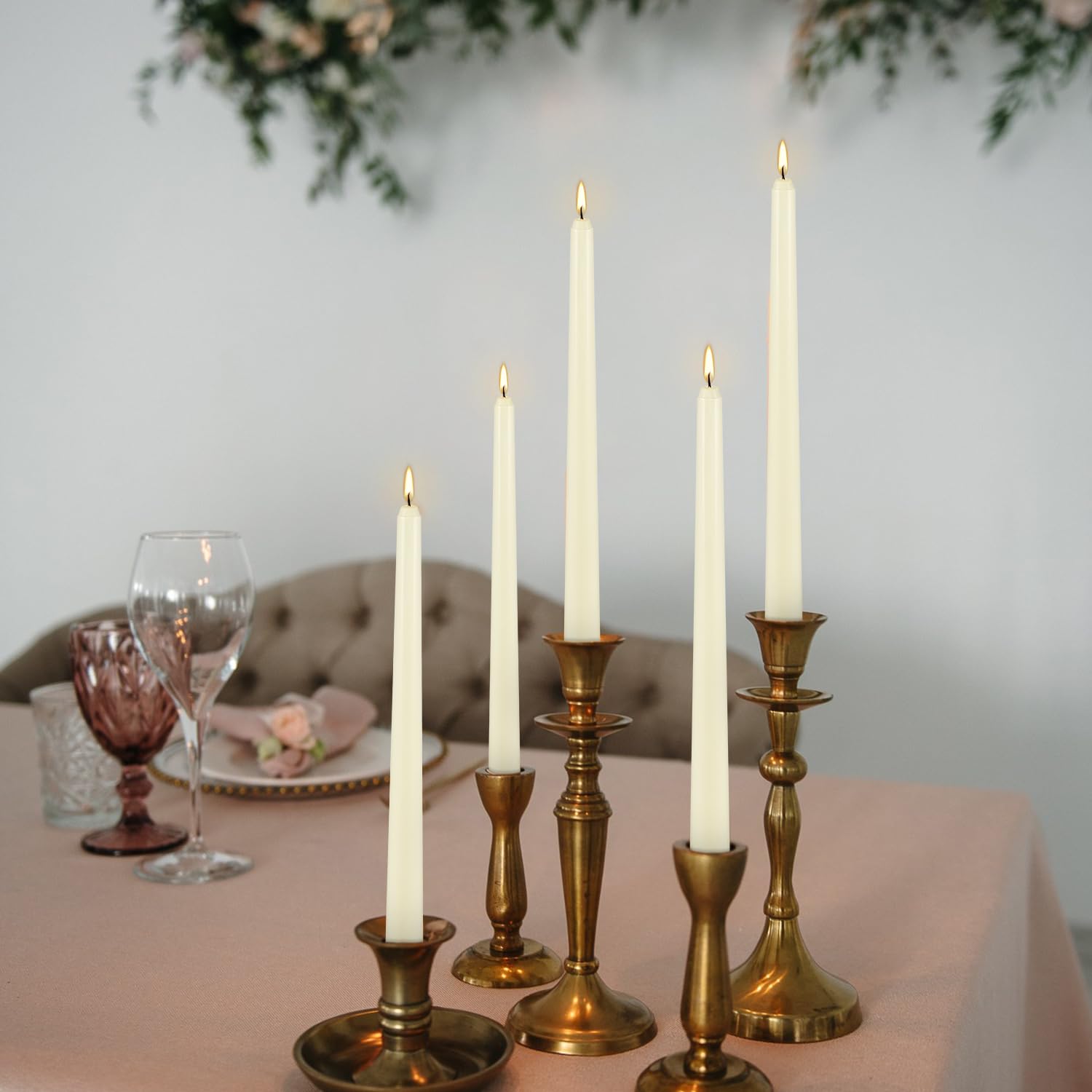 Confezione da 12 candele coniche color avorio, non profumate, 25,4 cm, antigoccia e senza fumo, 8 ore di combustione, ideali per candele coniche di Halloween, matrimoni, cene, feste