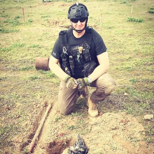 Brilliant Minds in Conversation with Chris Hunter