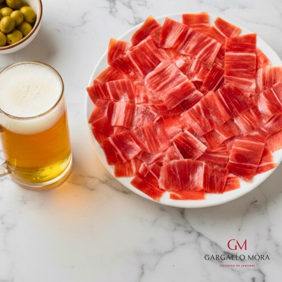 Jamón Reserva sin pata entero 7,5 kg - Elaborado a partir de cerdo Duroc - jamón reserva curado de manera natural durante más de 18 meses. + longaniza de Aragon + jamonero + cuchillo