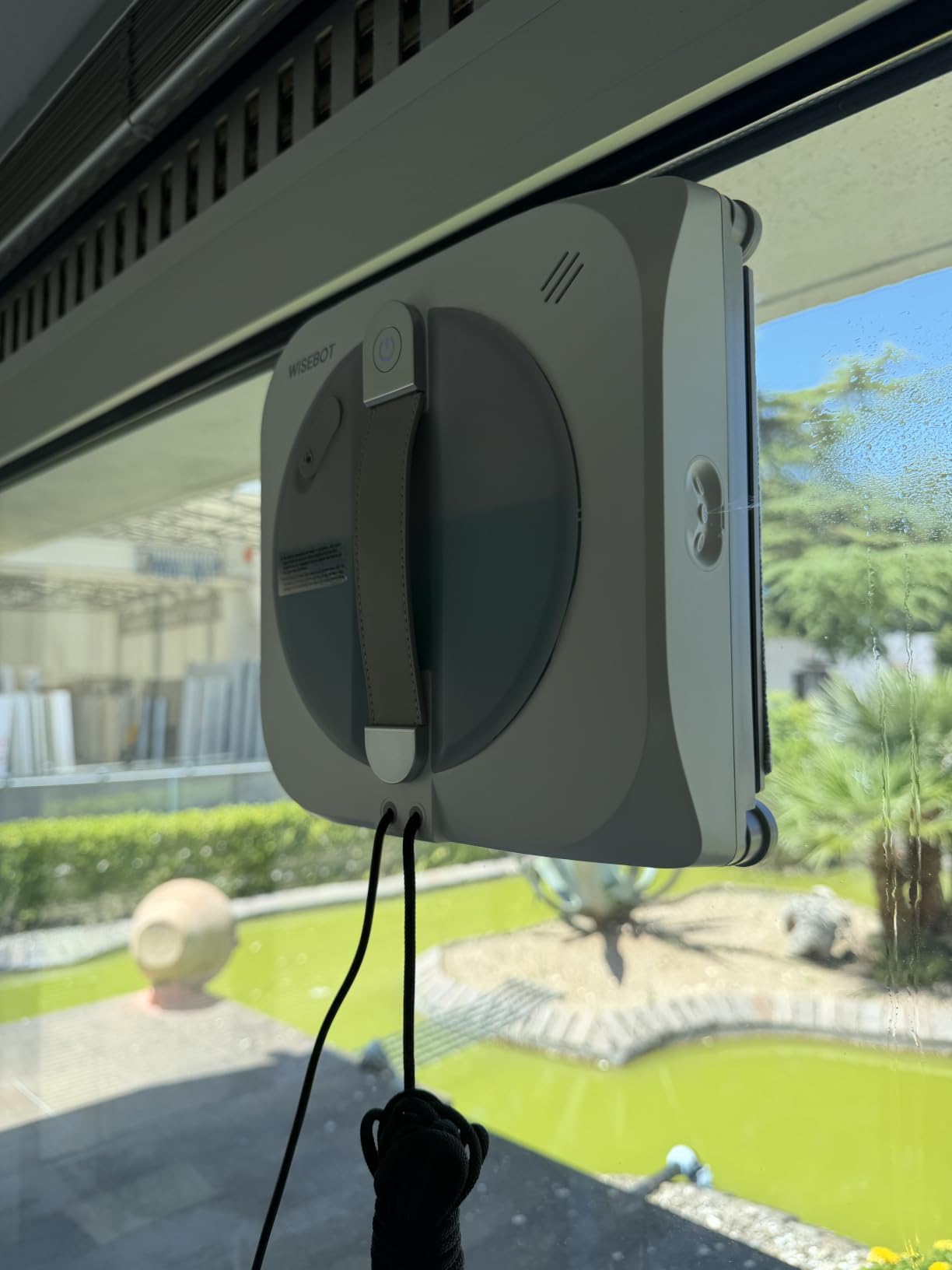 WISEBOT Fensterputzroboter KI-Navigation, 3-Fach Spray, Eckenreinigung(Weiß)