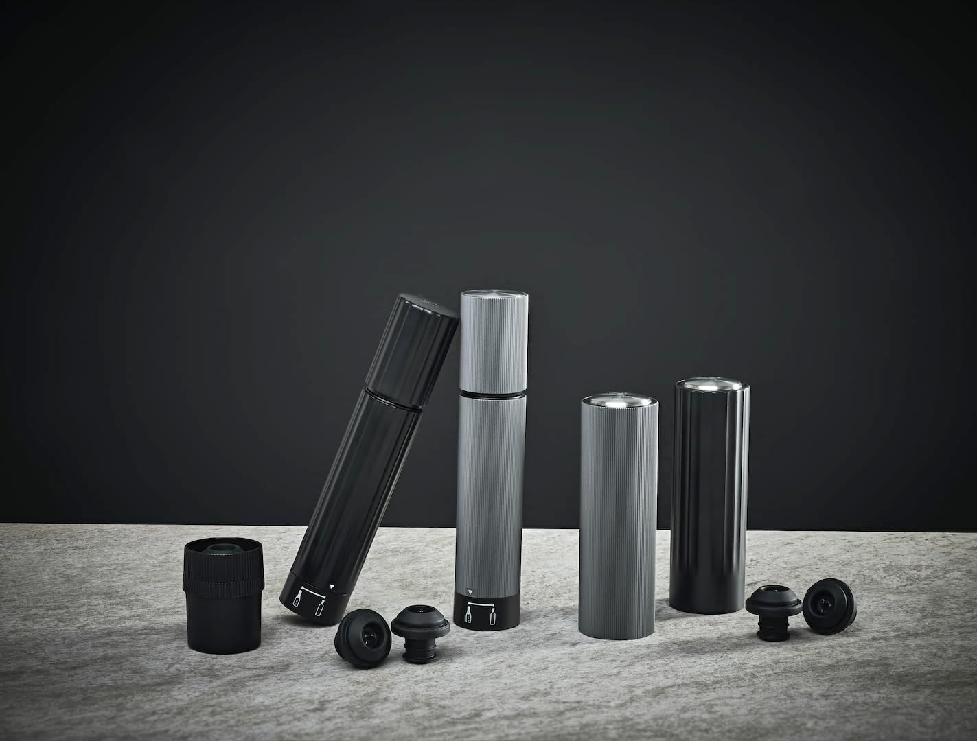 Peugeot Preserve Line Electric Vacuum Pump for Wine Preservation, 100% Automatic 14cm/5.5in.-Includes 2 Stoppers, Aluminum Carbon Grey