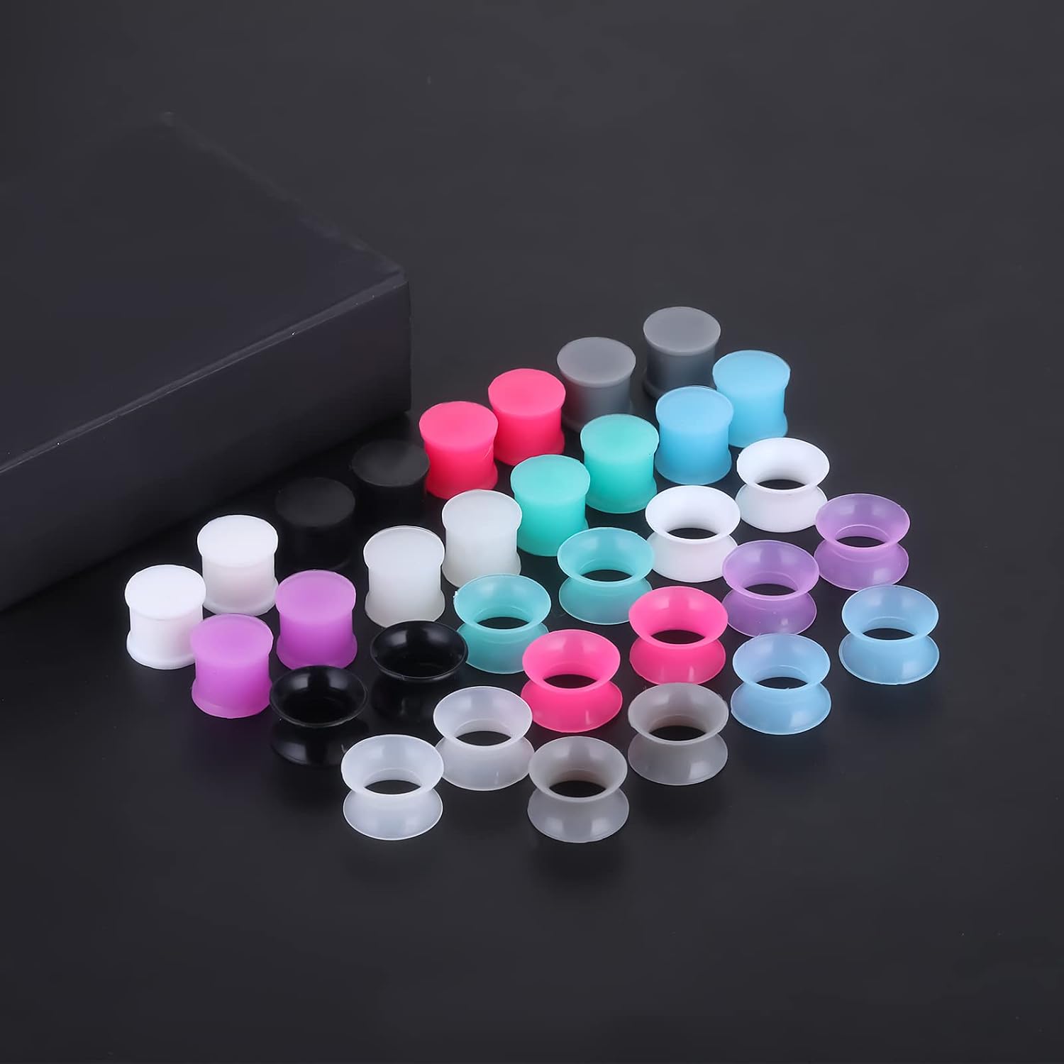 Juway Oveta Ear Gauges for Ear Silicone Ear Plugs Soft Flexible Silicone Gauge Saddle Silicone Ear Plugs and Tunnels 6mm-20mm(16 Pairs)