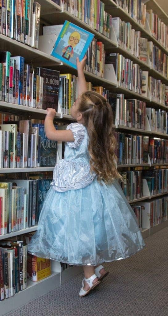 Vista 7 de Little Adventures Deluxe Cinderella Princess Dress up Costume for Girls