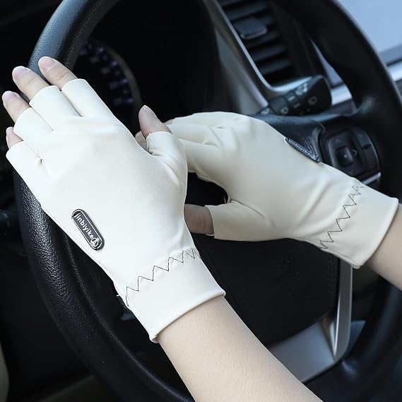 Half-fingered gloves for men and women can touch the screen when driving in summer.