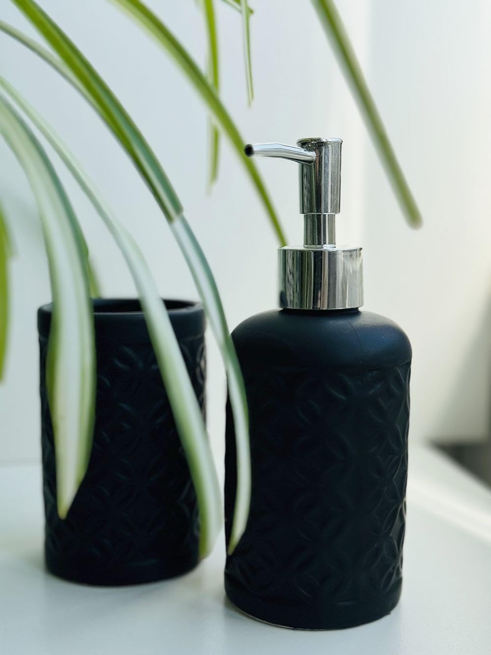 DAMDAM GO | Set de Baño, Accesorio de Baño Cerámica, Porta Cepillo y Dispensador de Jabón (Negro)