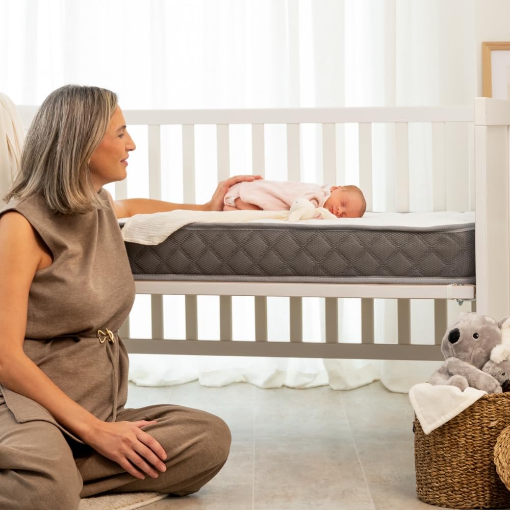 Nalui - Colchón Cuna 120 x 60 cm Baby Dreams Núcleo HR Adapt Foam, Lateral 3D Transpirable y Tejido Aloe Vera Hipoalergénico | Reversible | Certificado Oeko-Tex® | Hecho en España. Altura ±11cm, Gris