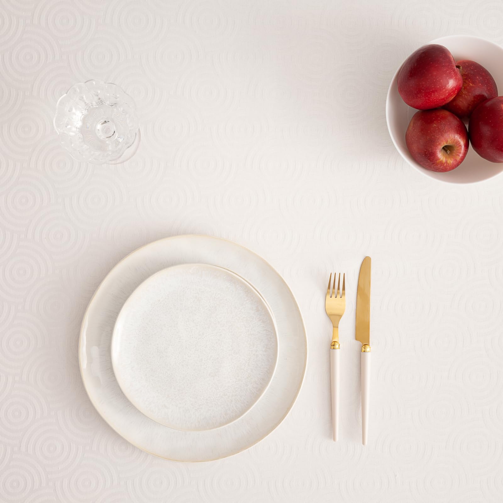 GAMUSI Anti-Stain Tablecloth Rectangular Jacquard Waterproof Table 140 x 200 cm, Fabric Touch, White - Ring - Image 4