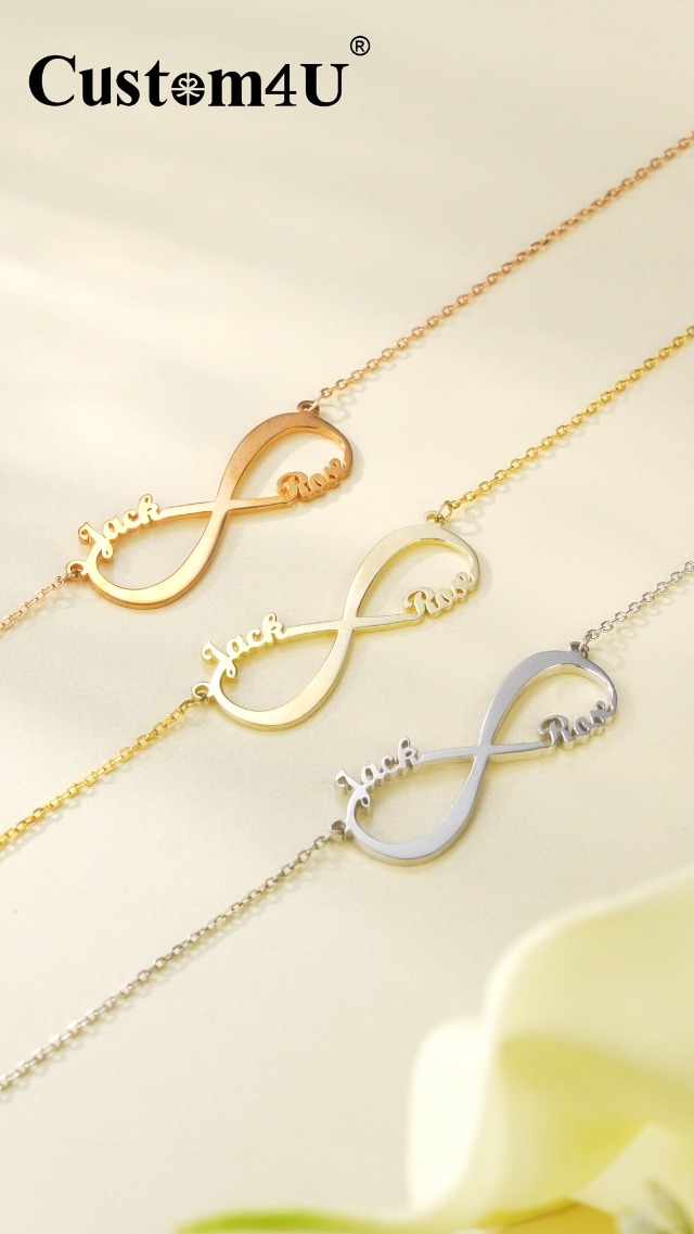 Leo Mila Rome - Collana Infinito con nome placcata in Oro Rosa
