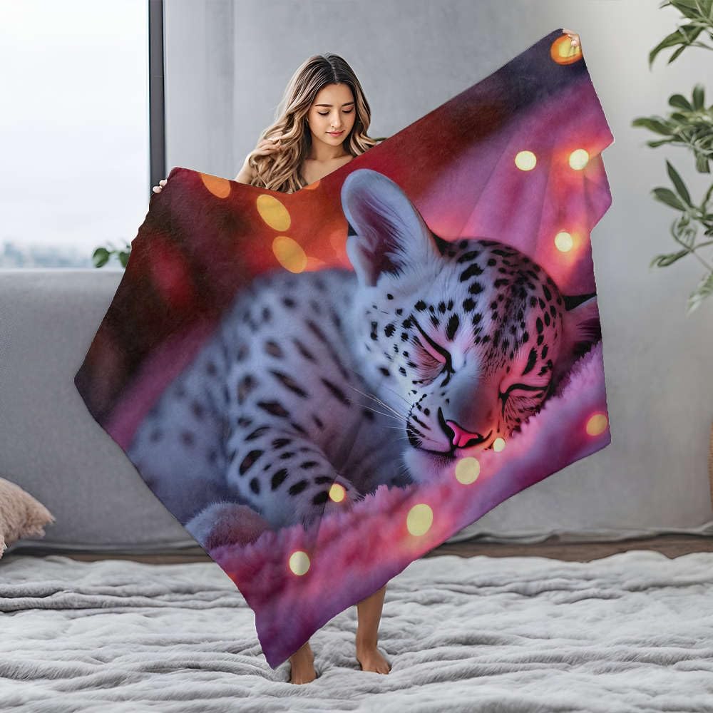 Couverture flanelle blanche léopard des neiges endormi 125x150cm douceur et tendresse