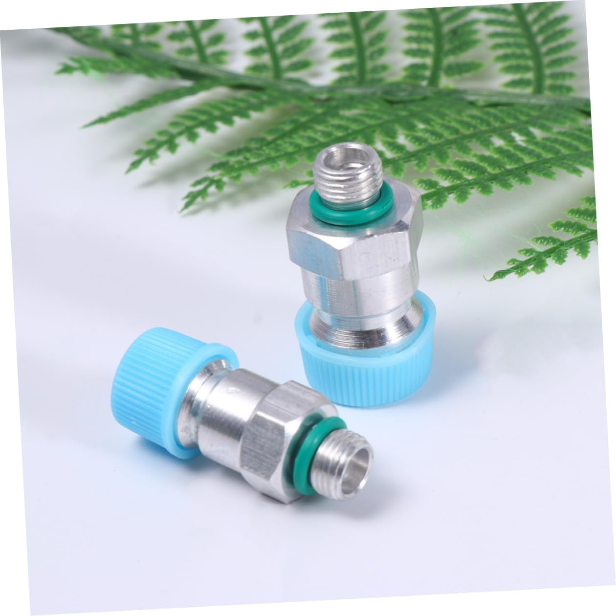 2pcs Universal Car Air Conditioning Quick Coupler Set High Low Pressure R134a Refrigeration Fitting with Core, Lid, and Rubber Gasket for Air Conditioner Recharge Random Color