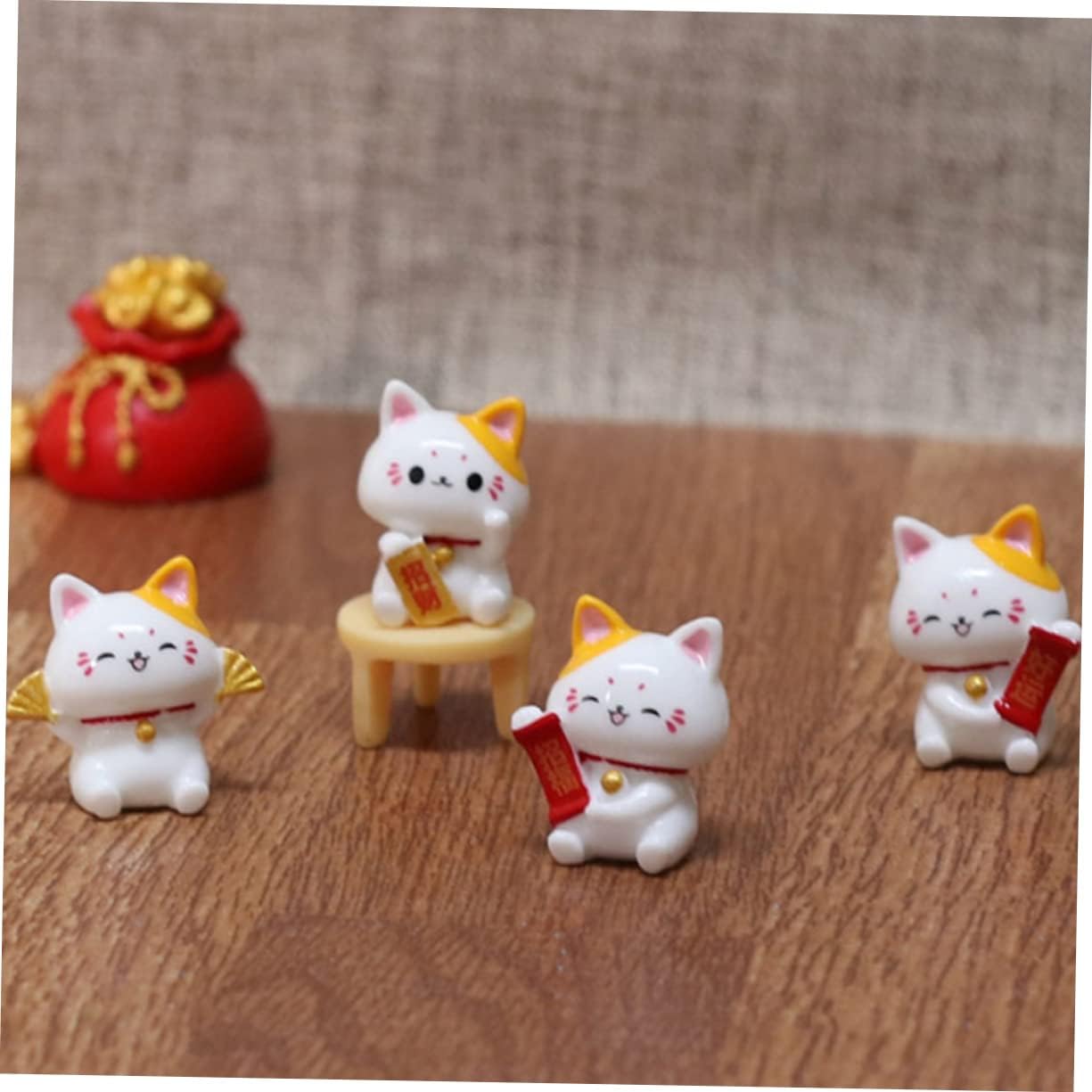 BESTOYARD Cat Cake Topper 60 Pcs Miniature Lucky Cat Cake Toy Cake Decoration Outdoor Home Decor Fortune Cats Statue Ornaments Small Animal playsets Resin mini Kitten Decor car