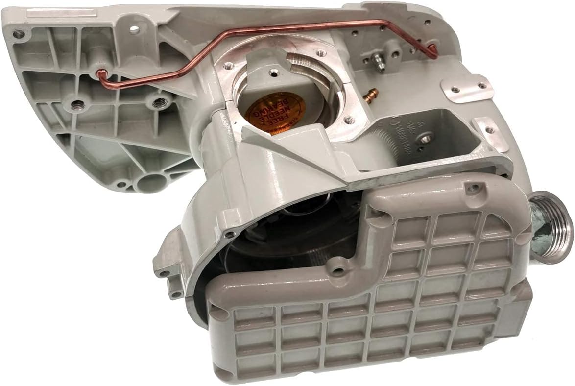 Crankcase Crank Case Assembly with Bearing and Fuel Tank Cover for STIHL 070 090 Chainsaw Replaces # 1106 020 2506