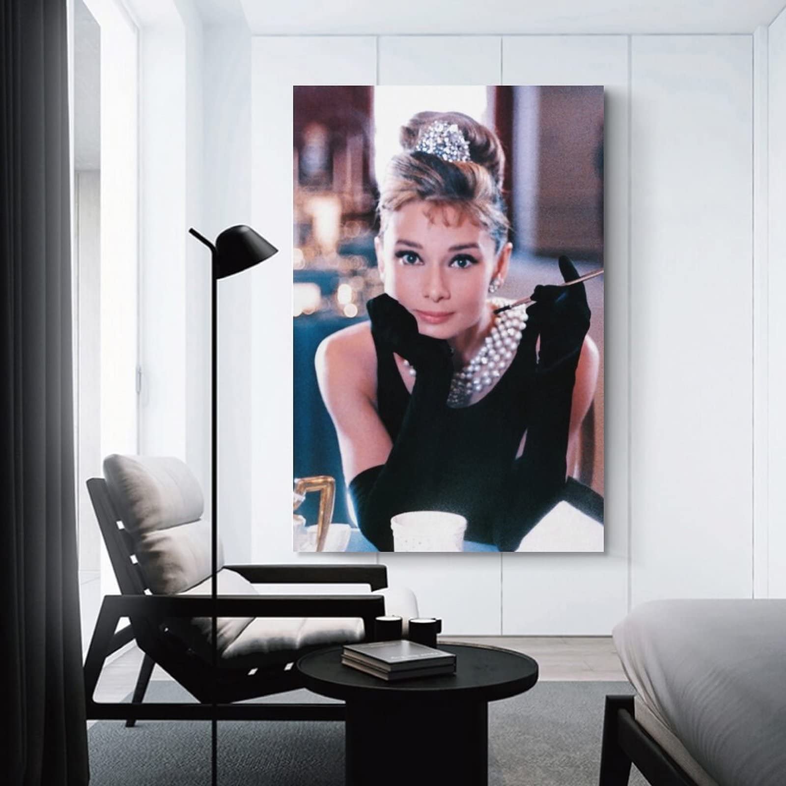 Amazon.co.jp: オードリー・ヘプバーン 映画『ティファニーで