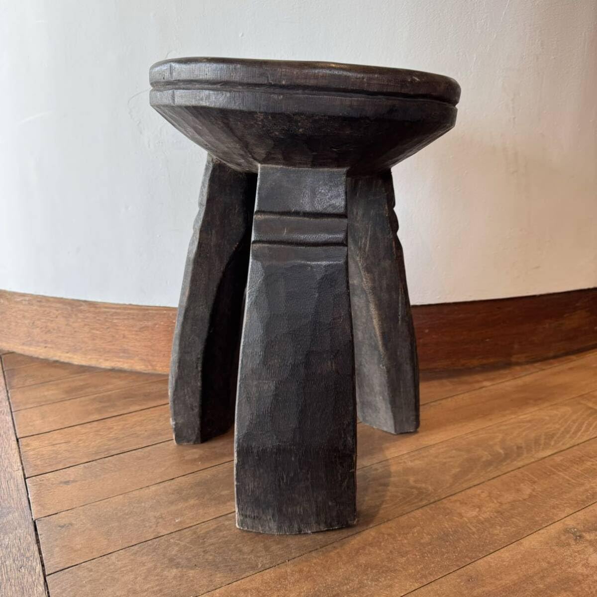 Amazon.co.jp: アフリカヌヌマ族スツールブルキナファソ民藝チェアー