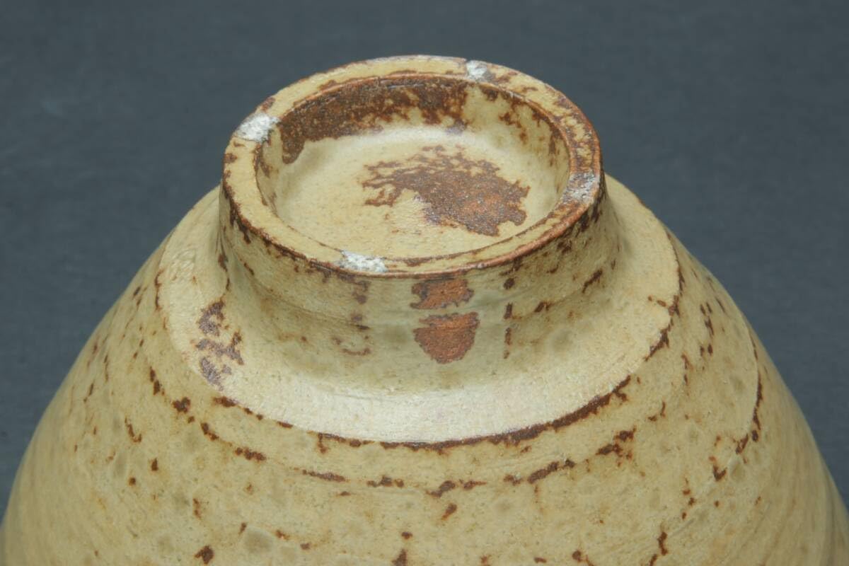 Amazon.co.jp: 5625 瀬戸焼 名工 加藤英一 (師 藤井達吉)灰釉 茶碗